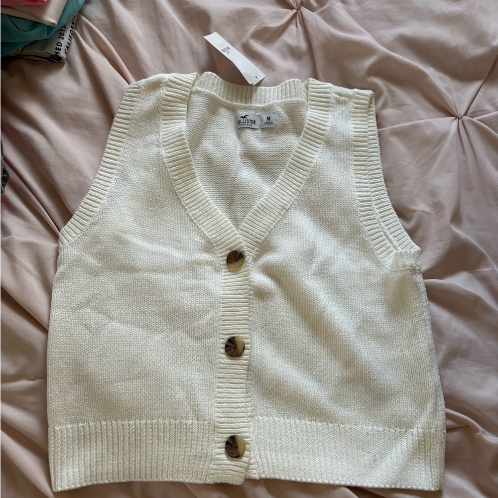 Hollister Off-White Knit Vest